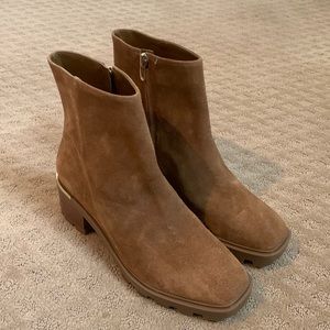 Nine West Lug boots